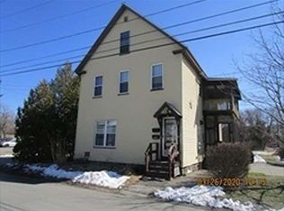 12 Central St #TOP, Derry, NH 03038