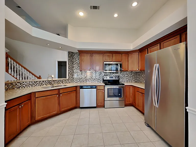 8532 Wood Mills Dr W — Photo 3