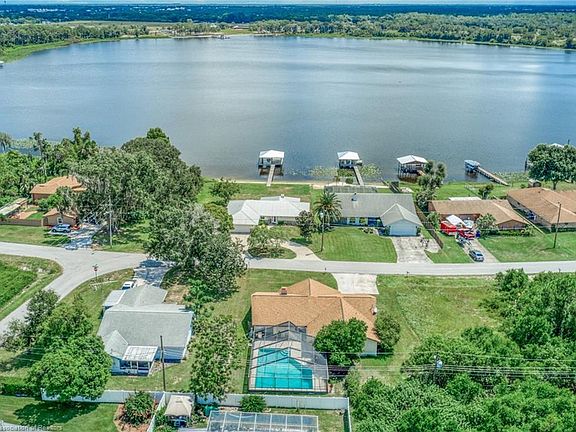 4th image of 5253 N Huckleberry Lake Dr