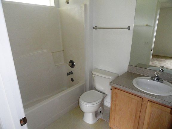 5th image of 2 Bressler Ln