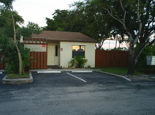 1701 NW 92nd Ave, Hollywood, FL 33024