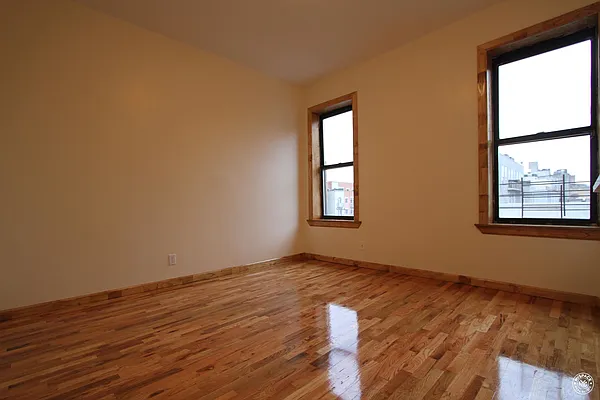 Rented by MySpaceNYC | media 6