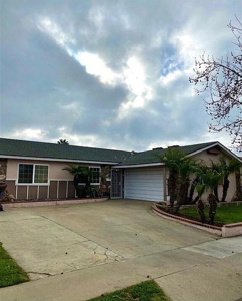 1st image of 1343 Thermal Ave