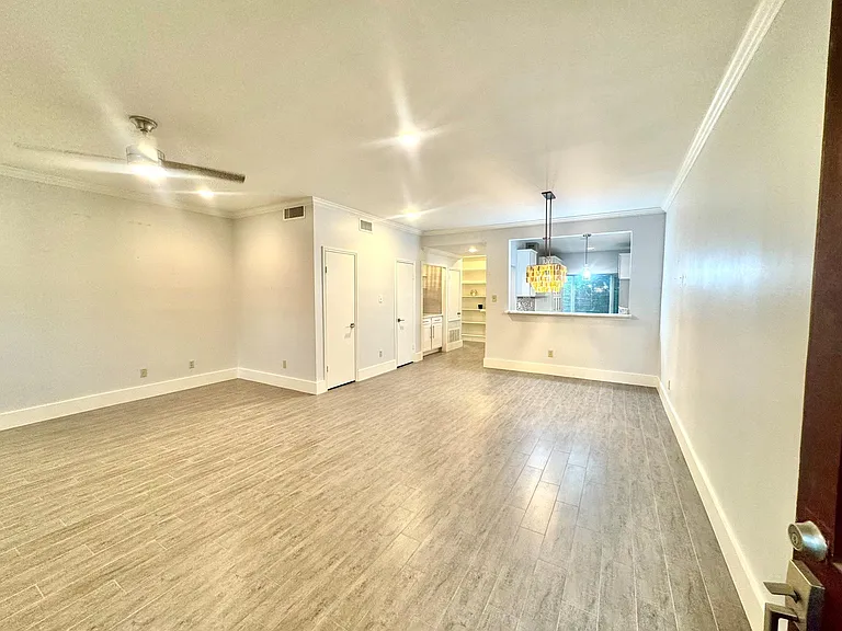 2323 Bering Dr #2 — Photo 10
