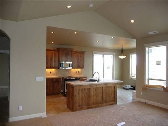 Kitchen & Nook