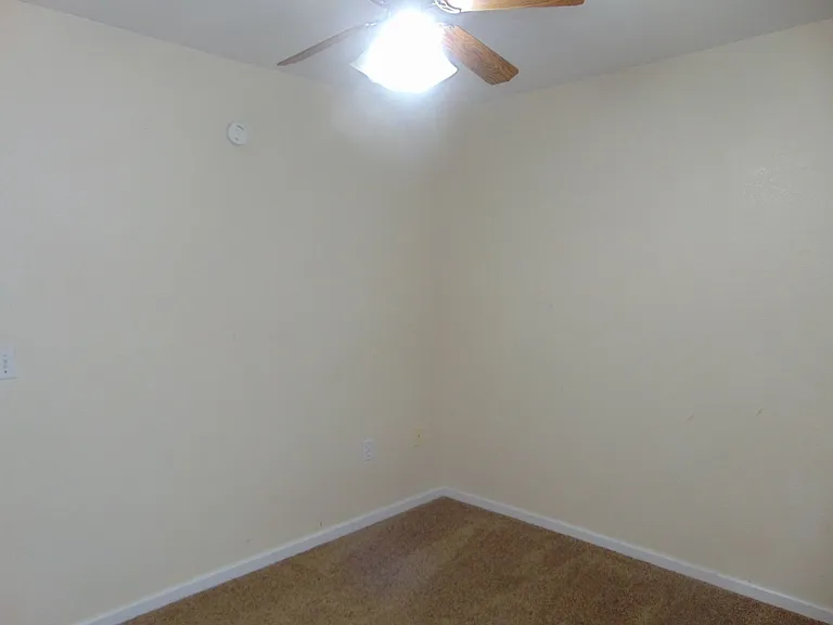 1709 N Lakewood Dr — Photo 32