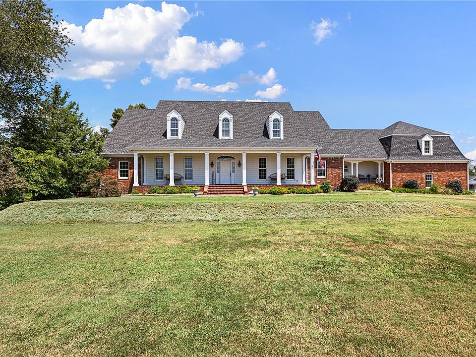 1st image of 1597 County Road 2290