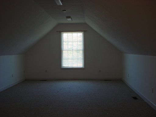 5th image of 143 Bradford Village Way