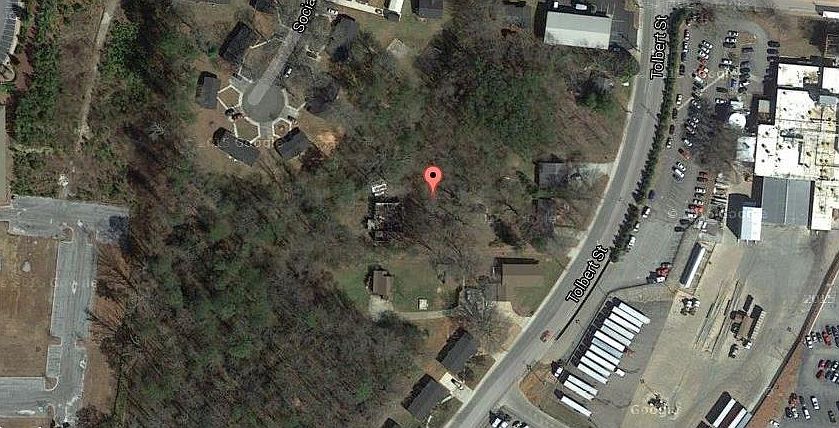 2nd image of 215 Tolbert St