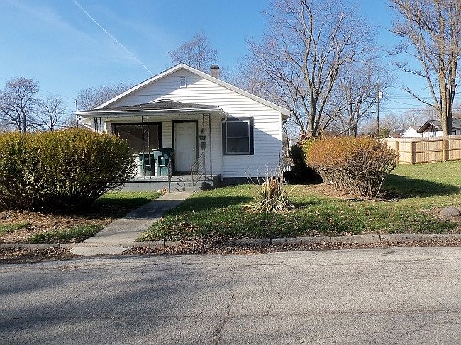 1st image of 1001 N Brady St