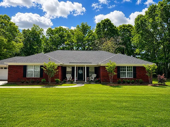 410 E 10th St, Bay Minette, AL 36507