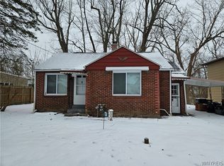 22 Washington St, Lancaster, NY 14086