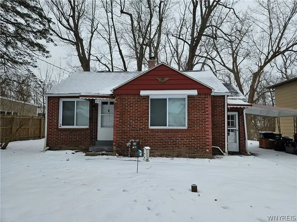 22 Washington St, Lancaster, NY 14086