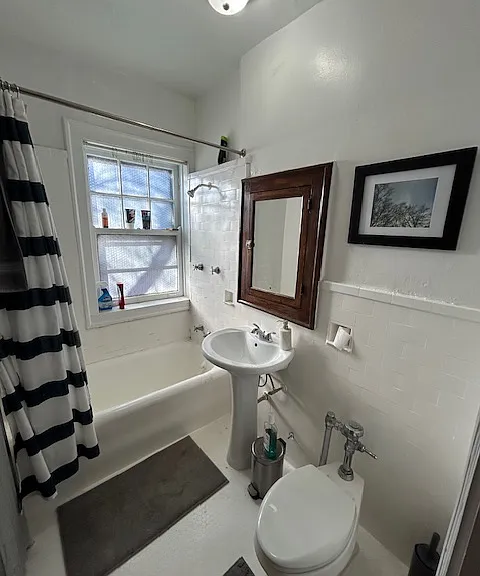 1154 W Lunt Ave #117 — Photo 3