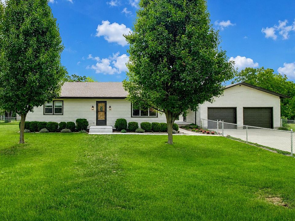 1st image of 9570 Helton Dr