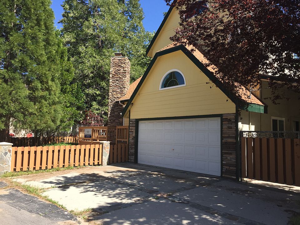 1st image of 347 Sunset Dr