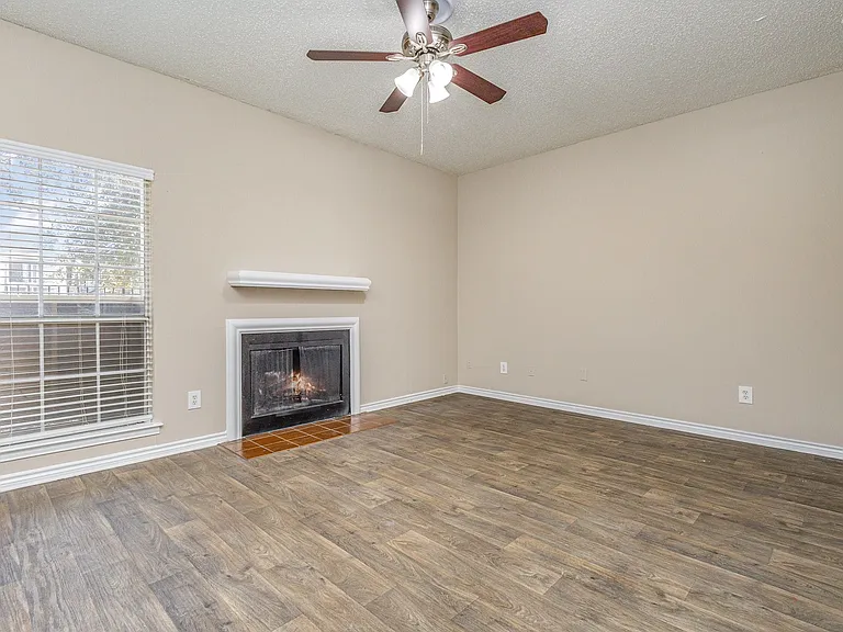 3615 W Northgate Dr #223 — Photo 4