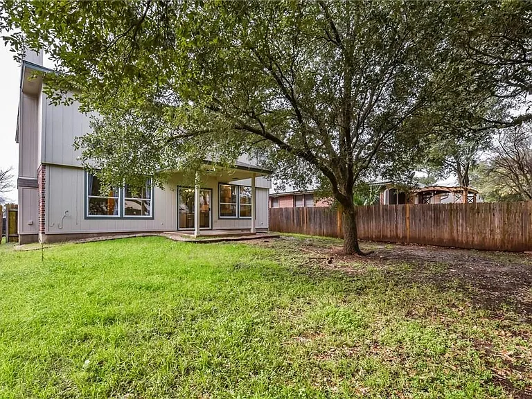12733 Council Bluff Dr — Photo 24