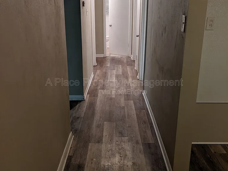 9215 Outerbelt Ct — Photo 5