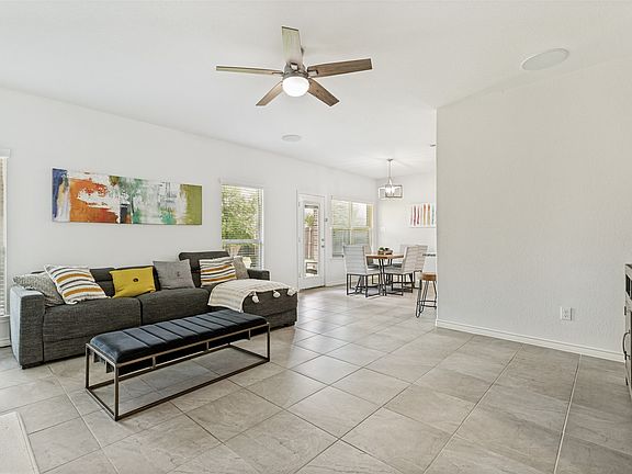 5th image of 10100 Houston Way