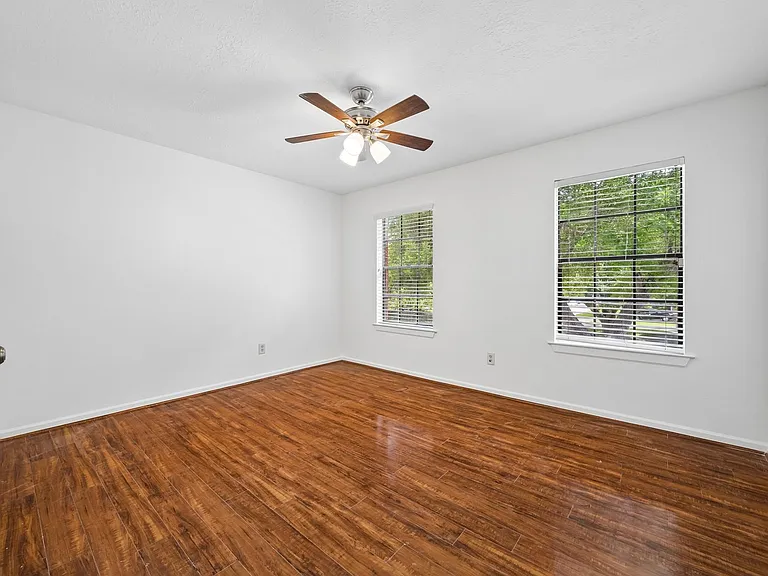 15251 Kelbrook Dr — Photo 21