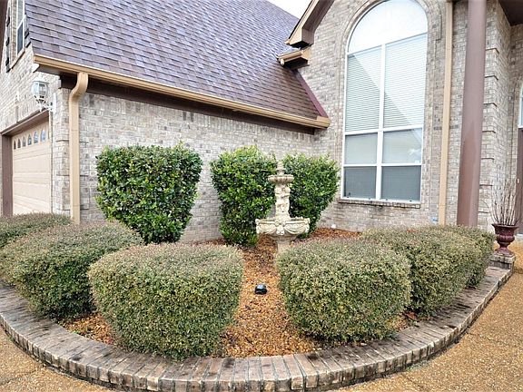4th image of 6282 Saddletrail Dr