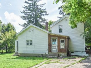 489 N Ray Quincy Rd, Quincy, MI 49082