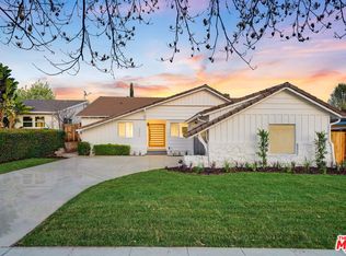 6044 Atoll Ave, Van Nuys, CA 91401