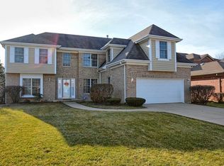 11079 Hess Ln, La Grange, IL 60525