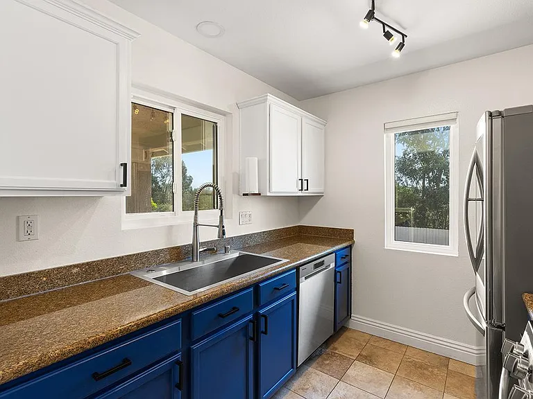 10158 Camino Ruiz #13 — Photo 12