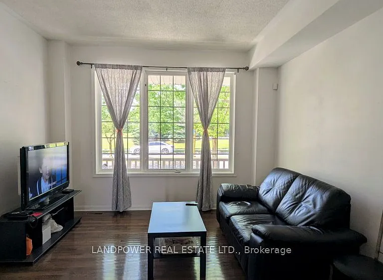 81 Whites Hill Ave — Photo 2