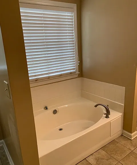 700 Hunters Creek Ln — Photo 10