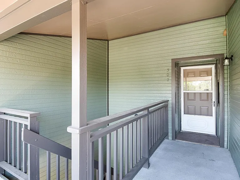 4990 Meredith Way #302 — Photo 23