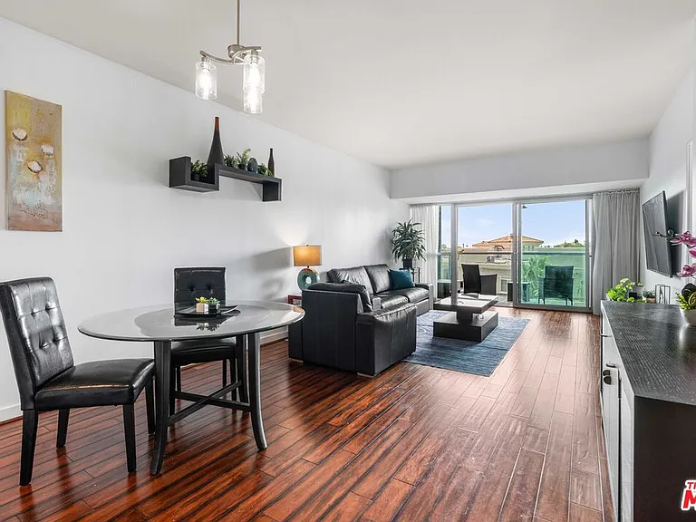 13700 Marina Pointe Dr #510 — Photo 5