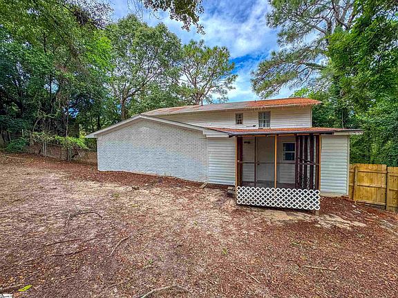 3rd image of 7240 Claudia Dr