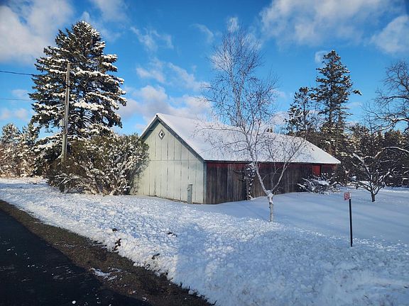 2nd image of 5726 North Lyons ROAD