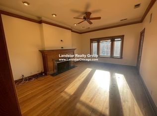 756 W Bittersweet Pl #3, Chicago, IL 60613