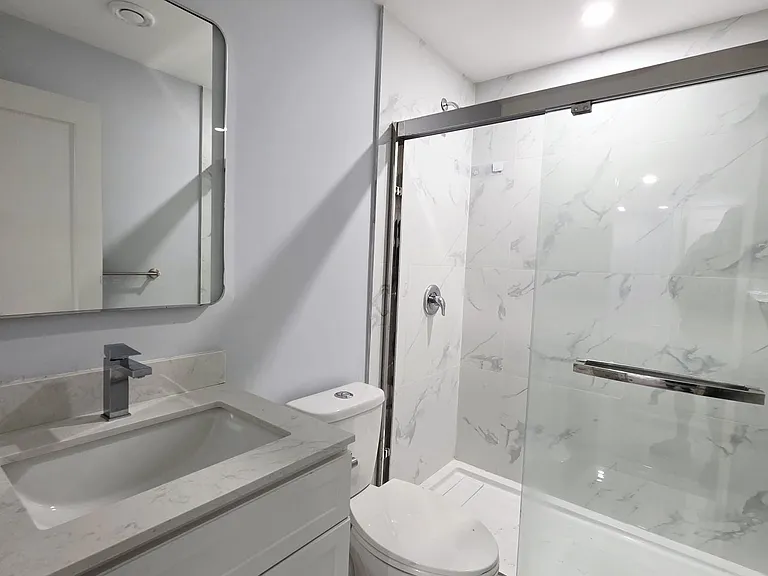 3756 Stewart Ave #BASEMENT — Photo 8