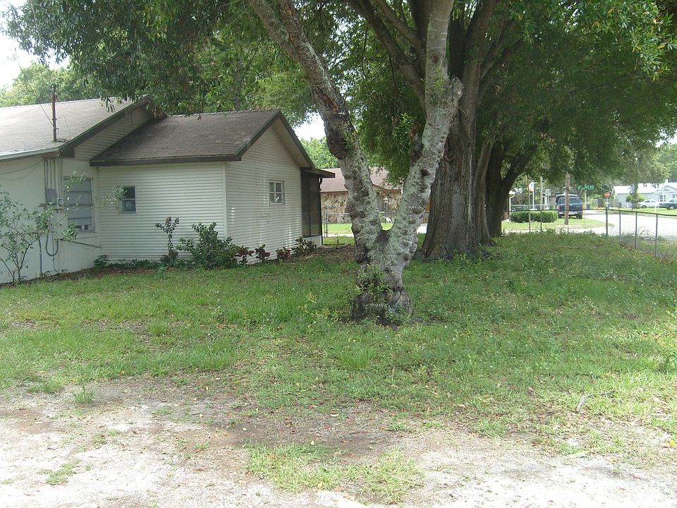 2nd image of 136 Prospect Ave