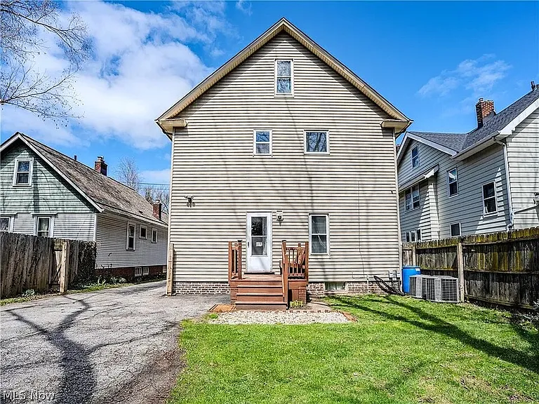 10105 Baltic Rd — Photo 14