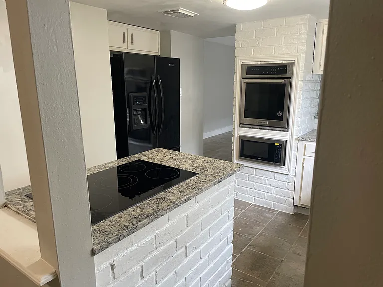 7214 Shady Arbor Ln — Photo 6