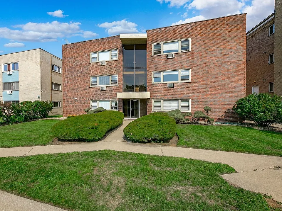 8161 Niles Center Rd #2B