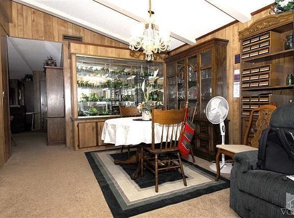5th image of 17 Poinsettia Gardens Dr