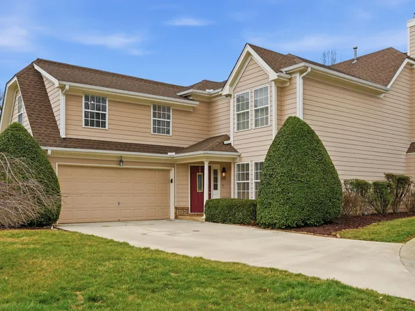 101 Gene Sarazen Dr, Mebane, NC 27302