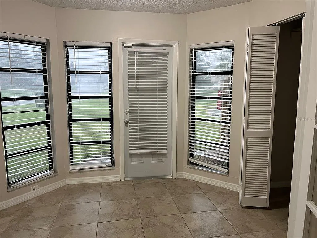 2 bed, 2.0 bath, 1099 sqft, $1,650 — Photo 4