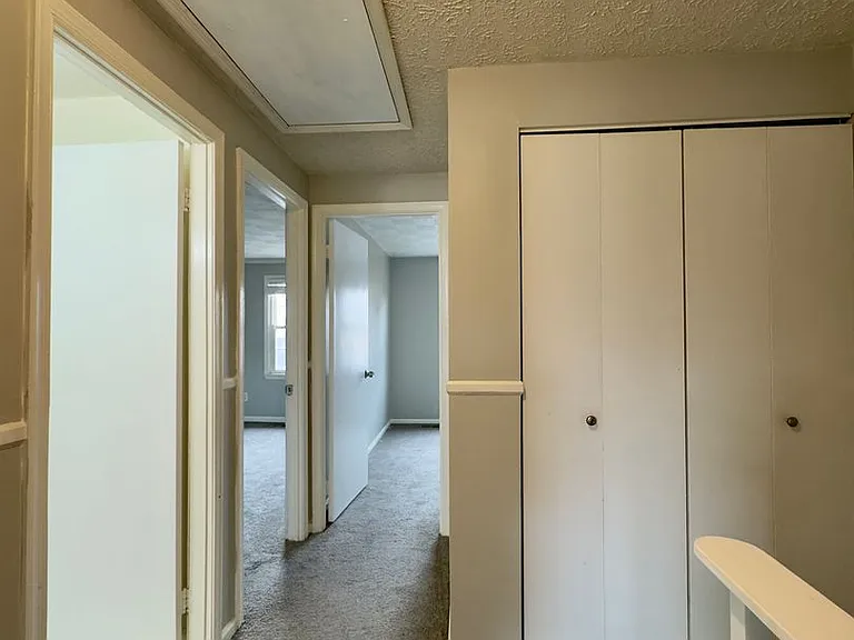 5371 King Arthur Cir — Photo 9