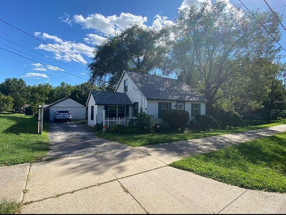 2nd image of 6310 Parker Rd