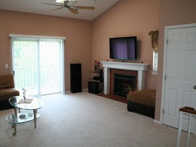 2122 Northwind Cir, Schaumburg, IL, 60194