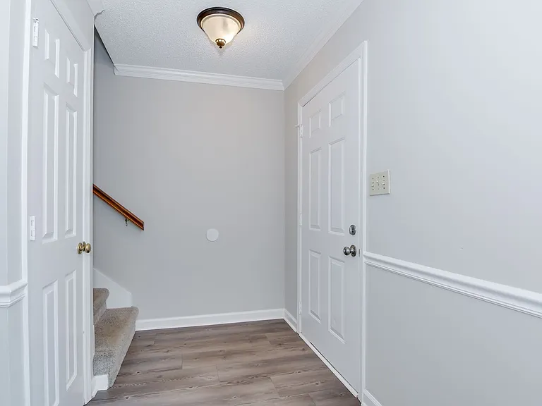 2906 Running Creek Ln — Photo 9