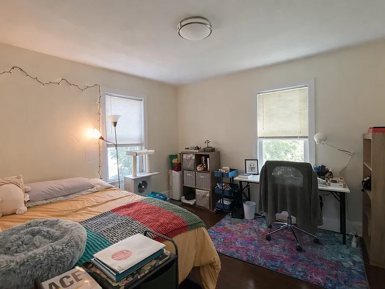 56-60 Woodlawn St #3 — Photo 14